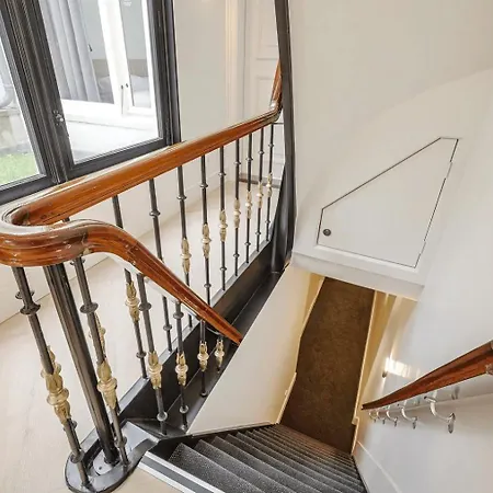 Feel At Home In This One-Bedroom - Check Profile Apartament