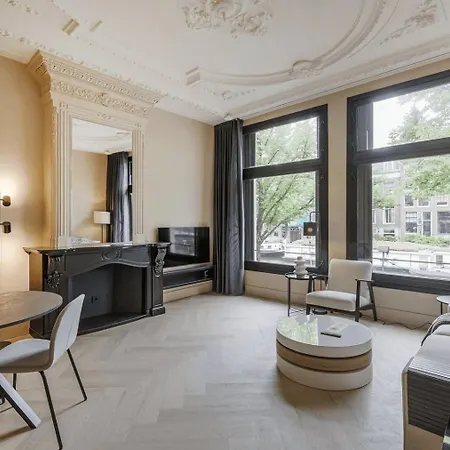 Feel At Home In This One-Bedroom - Check Profile Apartament