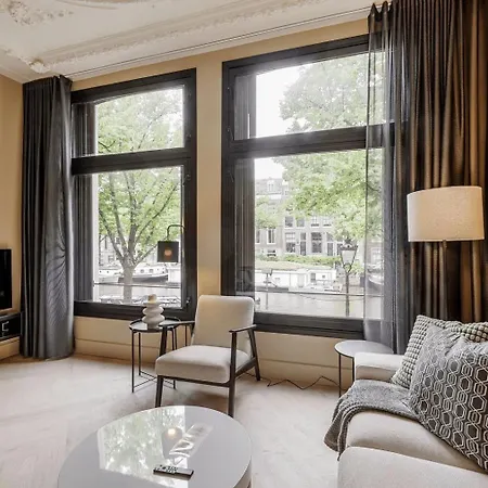 Feel At Home In This One-Bedroom - Check Profile